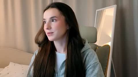 Snapshot of xolorene chatting on February 15, 7:43 pm Jane online show from February 15, 7:43 pm