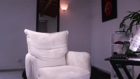 Snapshot of xomega_02 chatting on February 2, 8:30 pm online show from February 2, 8:30 pm