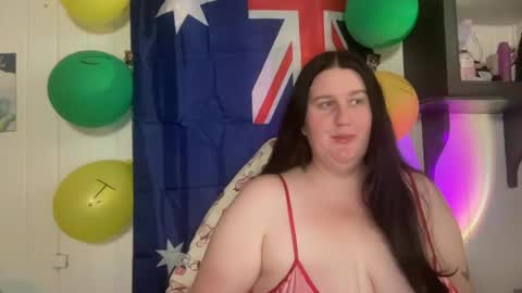 xopeachybaby online show from June 28, 1:11 am