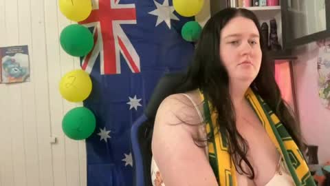 xopeachybaby online show from July 8, 11:53 pm