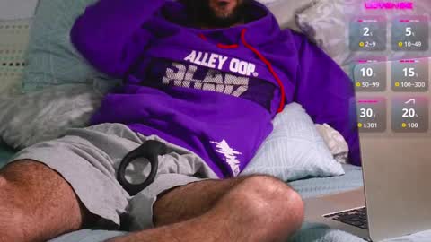 XoRylan online show from April 20, 4:10 pm