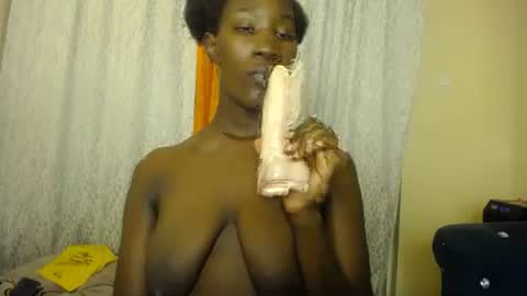 Snapshot of xoxo_savage chatting on September 26, 4:11 pm Xoxo online show from September 26, 4:11 pm