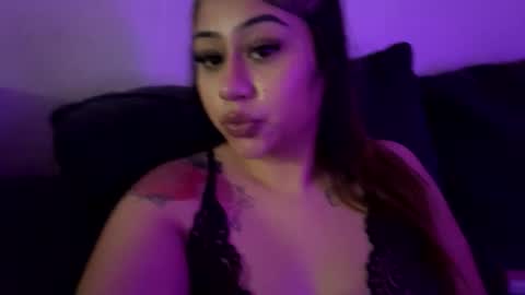 xoxoalizehibaby online show from November 19, 12:05 pm