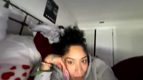 xreamy86 online show from March 2, 4:58 pm