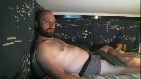 Snapshot of xredchestedx chatting on December 23, 10:21 am Red online show from December 23, 10:21 am