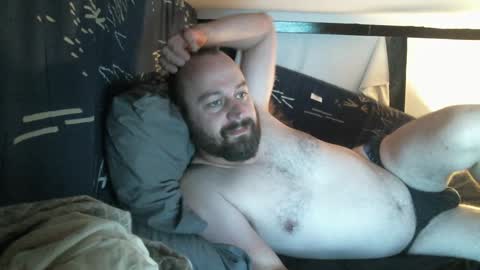 Snapshot of xredchestedx chatting on January 1, 9:07 am Red online show from January 1, 9:07 am