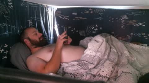 Snapshot of xredchestedx chatting on January 2, 6:45 pm Red online show from January 2, 6:45 pm