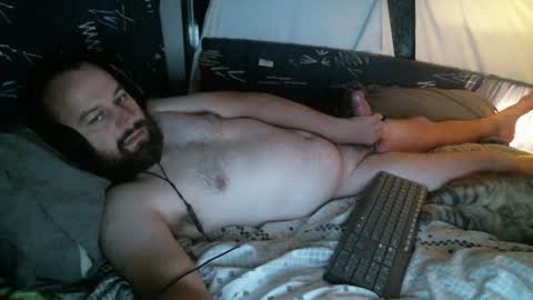 Snapshot of xredchestedx chatting on January 17, 10:22 am Red online show from January 17, 10:22 am