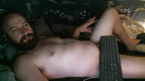 Snapshot of xredchestedx chatting on February 8, 10:07 am Red online show from February 8, 10:07 am