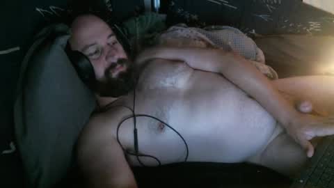 Snapshot of xredchestedx chatting on March 11, 8:09 am Red online show from March 11, 8:09 am