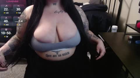 xorileyschembri online show from December 29, 1:45 am