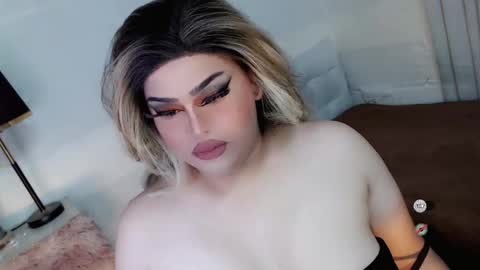 xsabbylicious69 online show from October 19, 10:10 pm