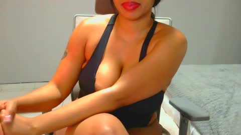 Snapshot of xspiketeex chatting on June 20, 5:10 am spykeXtee online show from June 20, 5:10 am
