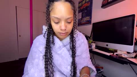 xStarGazingx online show from October 31, 8:04 am