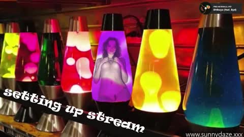 Sunny Daze online show from November 4, 11:59 pm