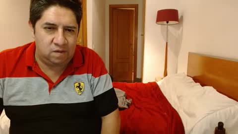 Snapshot of xthiagoxevax chatting on March 3, 12:05 pm thiagoeva online show from March 3, 12:05 pm