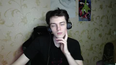 traqqq online show from February 26, 9:14 pm