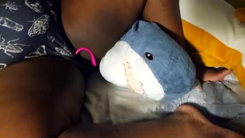 Snapshot of xunrichkitschbitchx chatting on March 2, 7:43 am Syd online show from March 2, 7:43 am