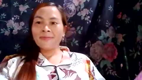 Snapshot of xuxulove00 chatting on October 1, 4:51 am xuxulove00 online show from October 1, 4:51 am