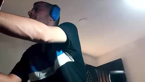 xuyeeg online show from February 23, 3:08 pm