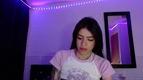 Snapshot of xx_johnson_xx chatting on January 16, 6:39 am VALE online show from January 16, 6:39 am