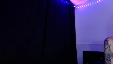 Snapshot of xx_johnson_xx chatting on February 23, 2:31 am VALE online show from February 23, 2:31 am