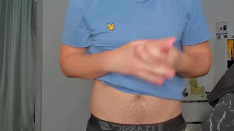 Snapshot of xx_raul_xx_ chatting on November 25, 10:21 pm raul online show from November 25, 10:21 pm