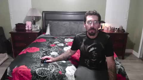 xxbradxx604 online show from October 2, 3:13 am