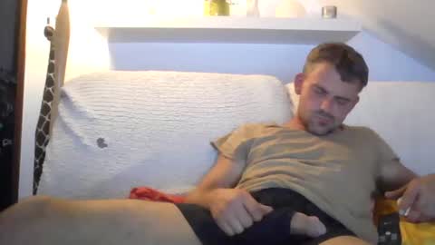 xxdirty_slut_boyxx online show from September 9, 9:25 pm