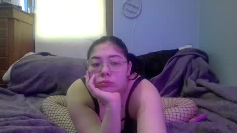 xxemo baddiexx online show from February 21, 2:38 pm