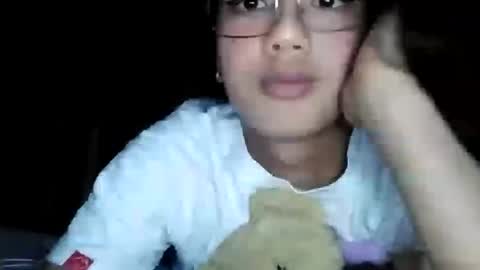 Snapshot of xxgoddessofsatisfactionxx chatting on January 2, 10:01 pm Sophie online show from January 2, 10:01 pm