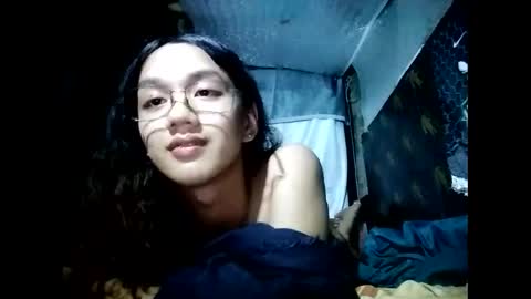 Snapshot of xxgoddessofsatisfactionxx chatting on February 17, 8:36 pm Sophie online show from February 17, 8:36 pm