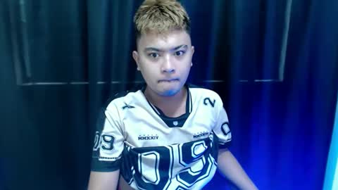 Loyd online show from November 18, 5:45 am