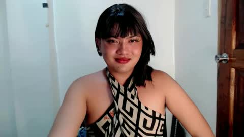 Snapshot of xxhotloyd_cummerx chatting on May 2, 8:36 pm Loyd online show from May 2, 8:36 pm