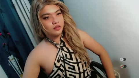 Loyd online show from June 13, 11:52 am