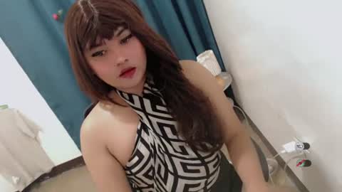 Loyd online show from June 24, 7:46 pm