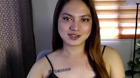 Snapshot of xxjulielovesyouxx chatting on January 6, 2:48 am July online show from January 6, 2:48 am