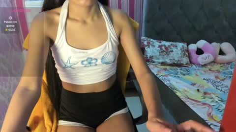 Aya online show from May 13, 5:43 pm