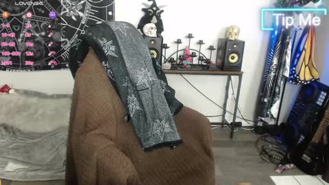 Snapshot of xxlilithmoonxx chatting on January 24, 1:03 am Lilith online show from January 24, 1:03 am