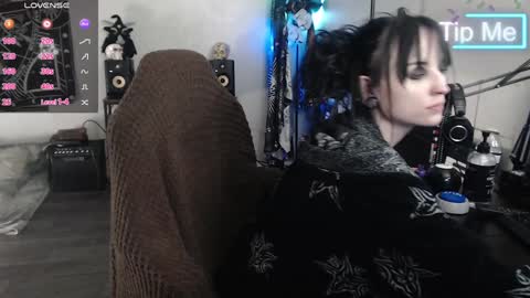 Snapshot of xxlilithmoonxx chatting on January 25, 8:53 am Lilith online show from January 25, 8:53 am