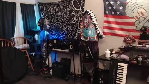 Snapshot of xxlilithmoonxx chatting on September 30, 3:11 am Lilith online show from September 30, 3:11 am