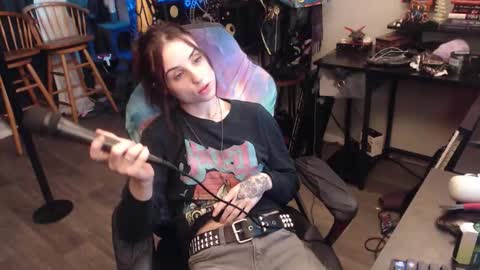 Snapshot of xxlilithmoonxx chatting on October 22, 2:45 am Lilith online show from October 22, 2:45 am