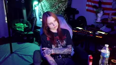 Lilith online show from May 15, 2:29 am