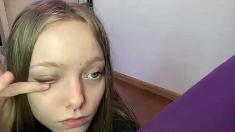 Snapshot of xxloveanastasia chatting on December 15, 5:39 pm LoveAnastasia online show from December 15, 5:39 pm