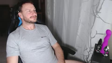 Snapshot of xxmettexx chatting on February 1, 10:13 pm xxmettexx online show from February 1, 10:13 pm