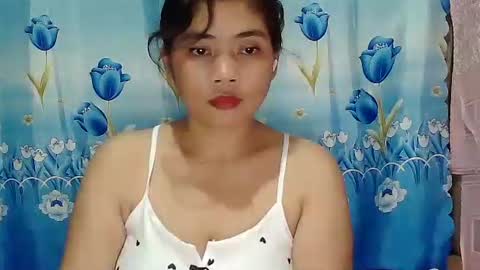 xxolevia online show from November 23, 1:33 pm