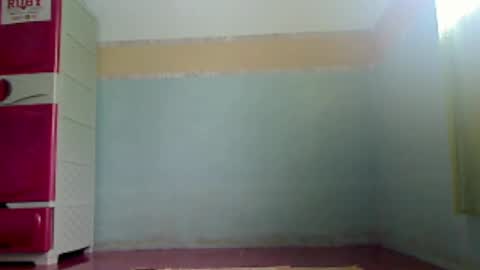 xxpinaymomxx online show from December 10, 7:05 am