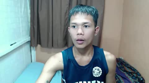 Snapshot of xxronnie chatting on March 23, 1:31 am xxronnie online show from March 23, 1:31 am