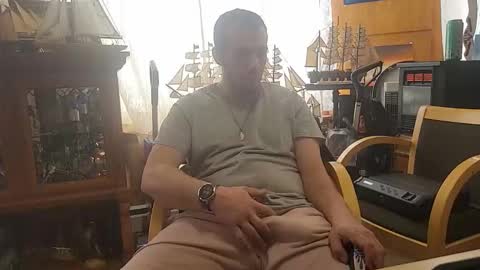 xxScubaStevexx online show from February 25, 5:55 pm