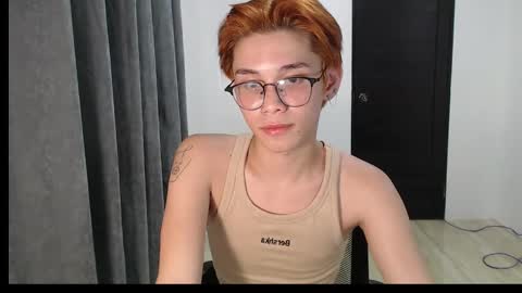 Snapshot of xxsebastian18 chatting on January 2, 5:29 pm seb online show from January 2, 5:29 pm